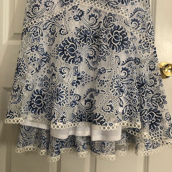 Sleeveless dress, sz 8, lined, below the knee - Picture 3 of 4